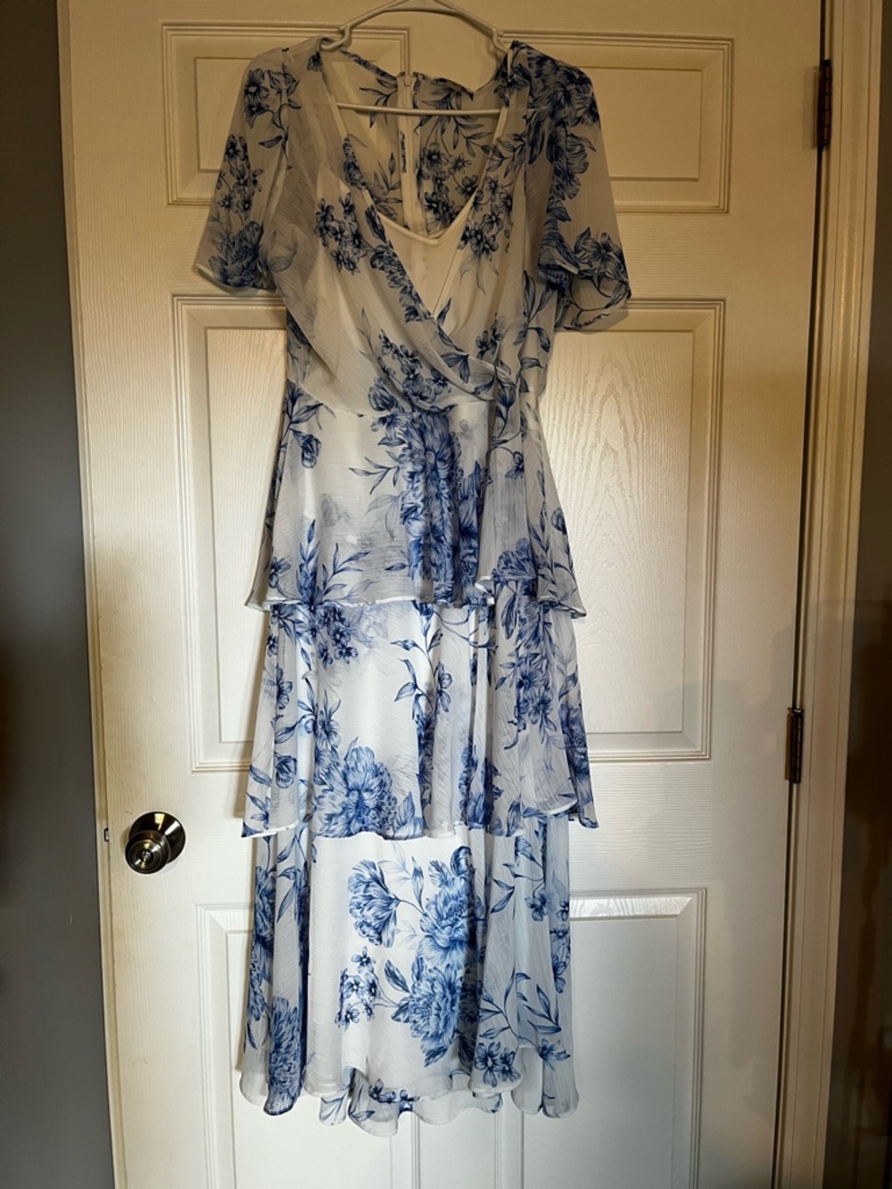 Calvin Klein Blue Floral Tiered Maxi Dress - Women size 12